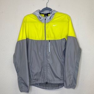 Nike Running Lightweight Jacket Size Small